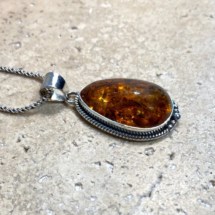 Amber Pendant - Astrid